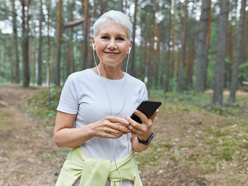How Smartwatches Enhance Running Performance