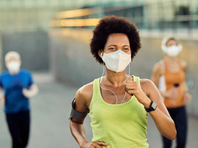 How to Keep a Safe Distance Running With Friends